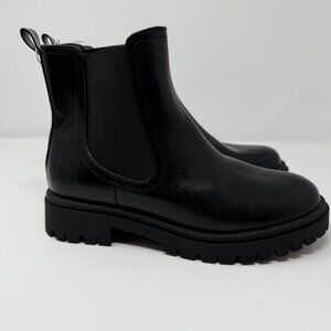 Old Navy Chelsea Boots -